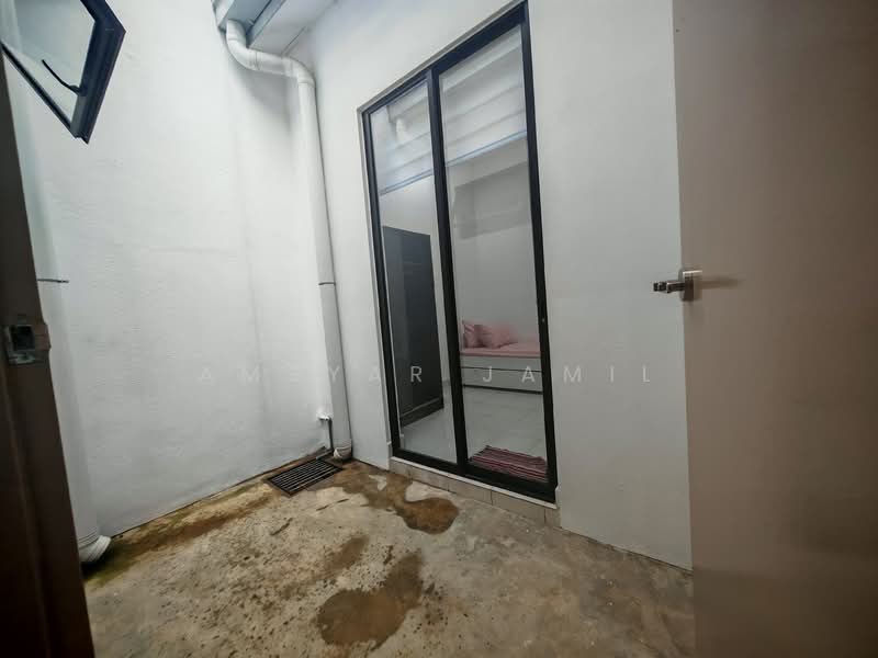 Semi-Detached House for Rent in Shah Alam (Selangor) - Amsyar Jamil - PropertyGuru.com.my