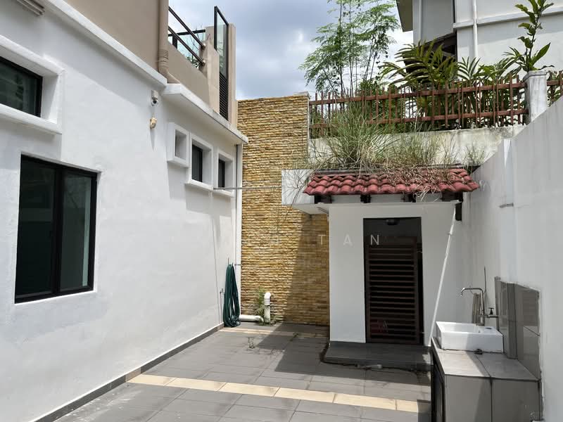 Semi-Detached House for Sale in Subang Bestari (Shah Alam) - James Tan - Exterior - PropertyGuru.com.my