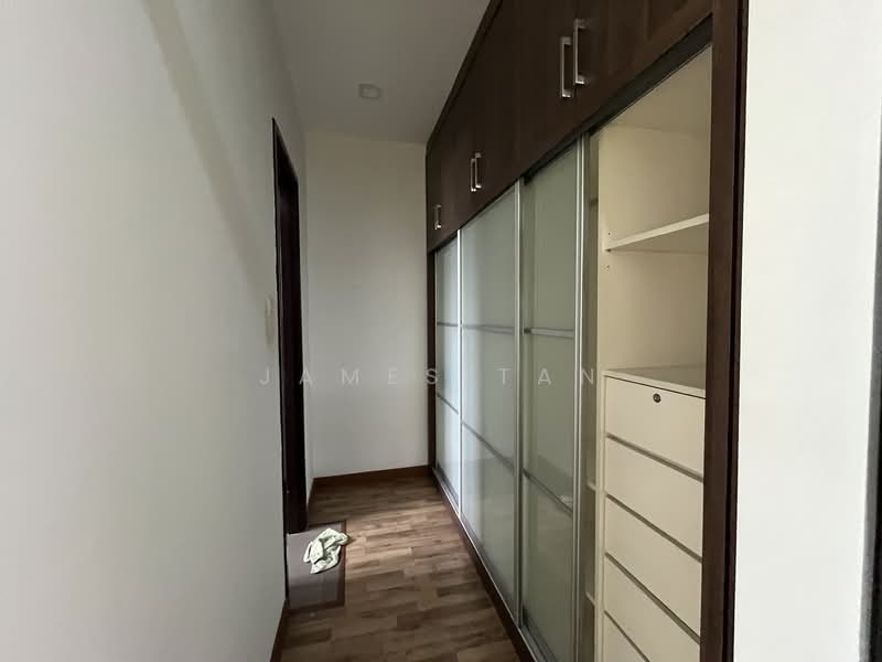 Semi-Detached House for Sale in Subang Bestari (Shah Alam) - James Tan - Master Bedroom Built-ins - PropertyGuru.com.my