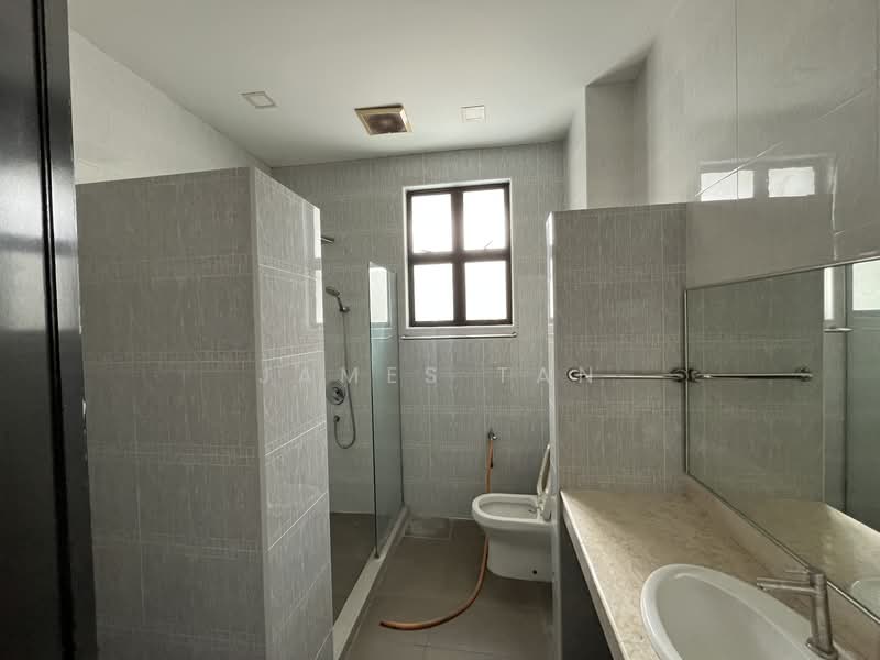 Semi-Detached House for Sale in Subang Bestari (Shah Alam) - James Tan - Master Bedroom Bath - PropertyGuru.com.my