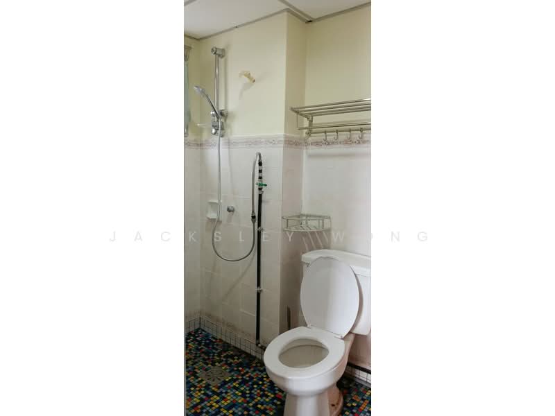 Kondominium untuk Dijual di Ketumbar Heights - Jacksley Wong - Bathroom - PropertyGuru.com.my