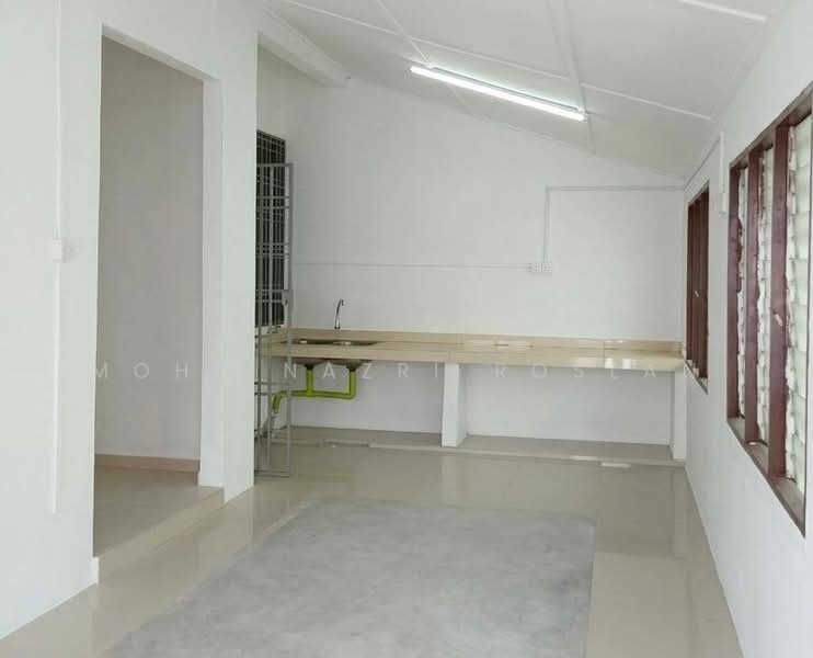 Semi-Detached House for Sale in Bandar Baru Salak Tinggi (Sepang) - Mohd Nazri Roslan - PropertyGuru.com.my