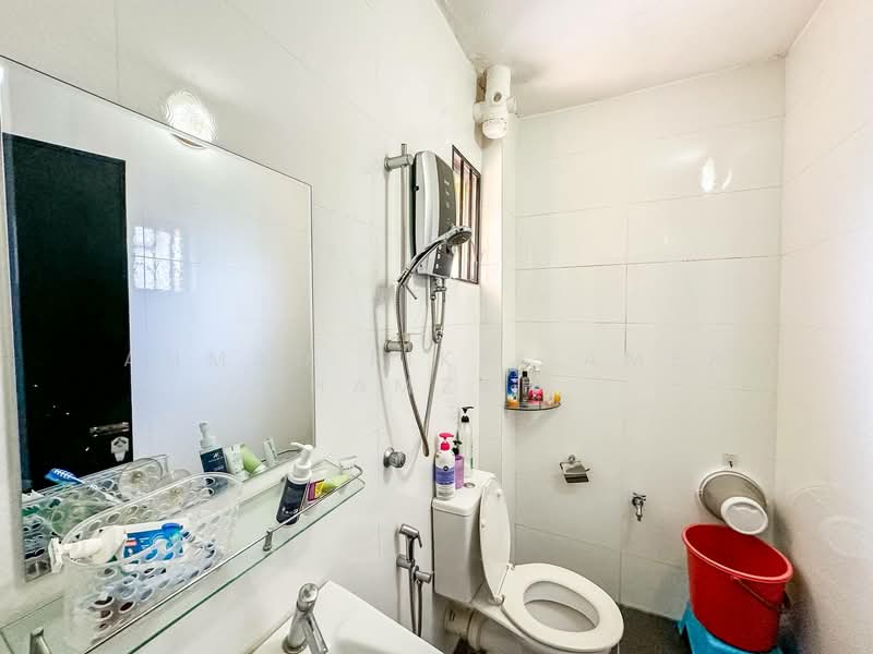 Apartment for Sale at Pangsapuri Carlina - Ahmad Fikri Amer Hamzah - Bathroom - PropertyGuru.com.my
