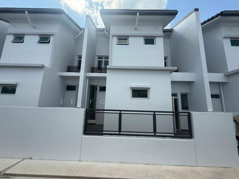 2-storey Terraced House for Sale in Taman Impian Emas (Skudai) - Ee Fong Toh - Exterior - PropertyGuru.com.my
