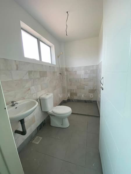 2-storey Terraced House for Sale in Ipoh (Perak) - Joanna Koo - Bathroom - PropertyGuru.com.my