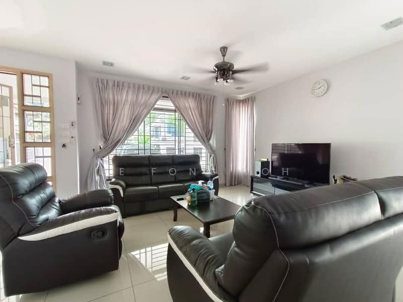 Cluster House for Sale in Taman Sri Pulai Perdana (Skudai) - Ee Fong Toh - Living Room - PropertyGuru.com.my