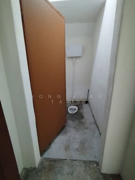 2-storey Terraced House for Rent in Taman Johor Jaya (Johor Bahru) - Hong Xuan Tang - Bathroom - PropertyGuru.com.my
