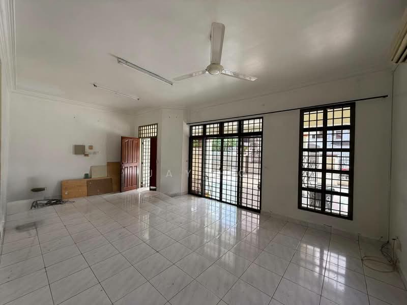 Semi-Detached House for Rent in Perling (Johor) - Jay Ho - Living Room - PropertyGuru.com.my