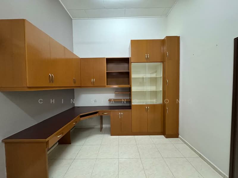 Rumah Teres 2 Tingkat untuk Dijual di Taman Semabok Permai (Semabok) - Chin Siang Fong - Study - PropertyGuru.com.my