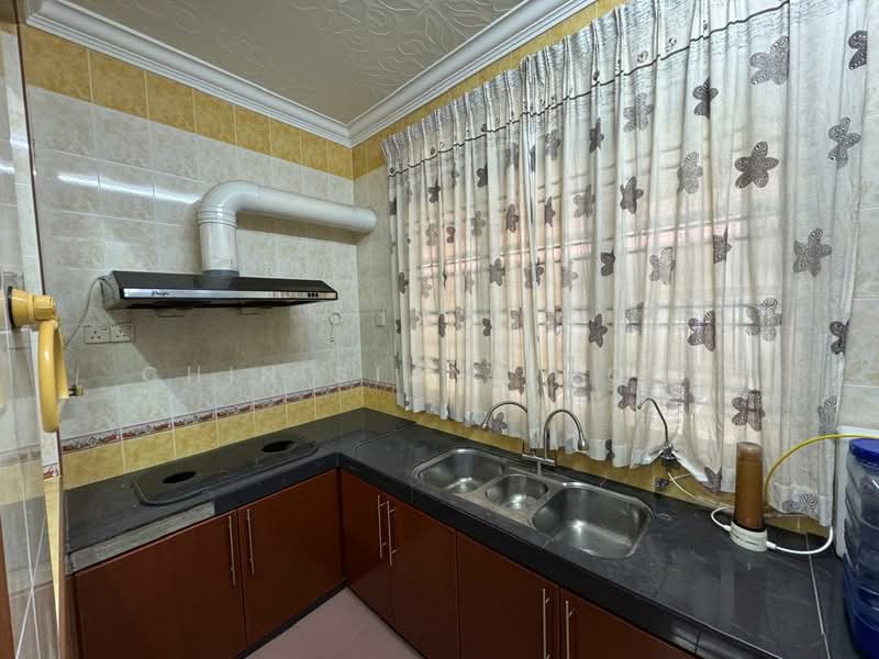 Rumah Teres 2 Tingkat untuk Dijual di Taman Semabok Permai (Semabok) - Chin Siang Fong - Wet Kitchen - PropertyGuru.com.my