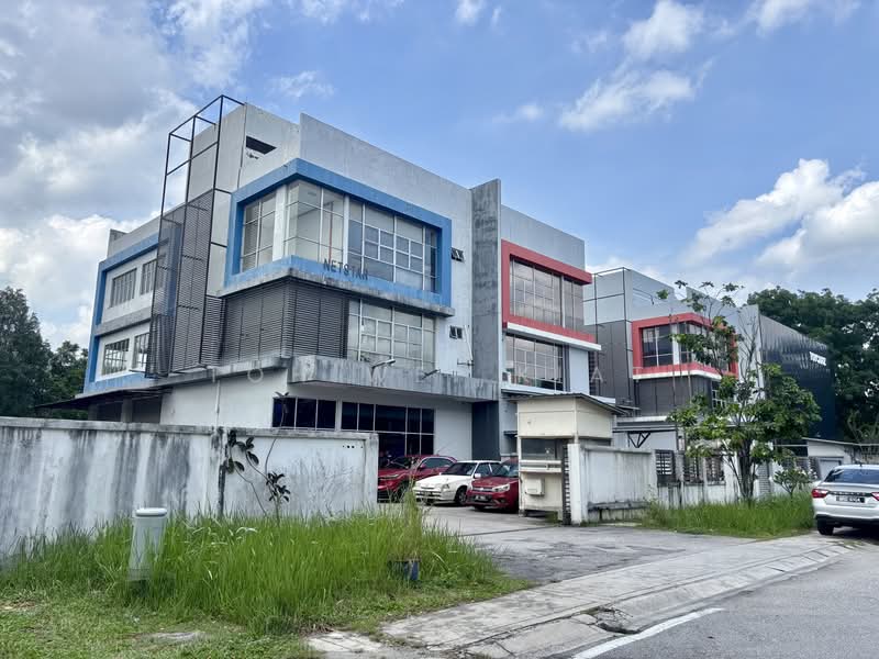 Semi-D Factory for Sale in Bukit Jelutong (Shah Alam) - Toh Wei Kiat - Exterior - PropertyGuru.com.my