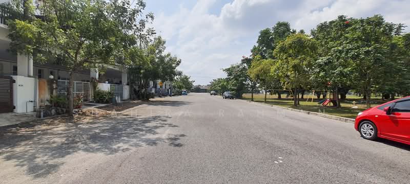2-storey Terraced House for Sale in Taman Kampung Padang (Kuantan) - Shahira Rahman - PropertyGuru.com.my