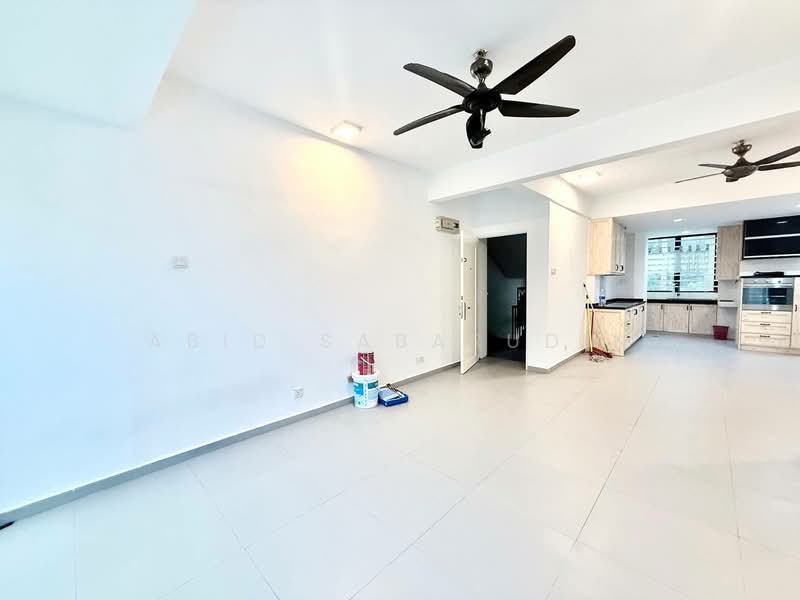 Condominium for Sale at Waizuri 1 - Abid Sabarudin - Living Room - PropertyGuru.com.my