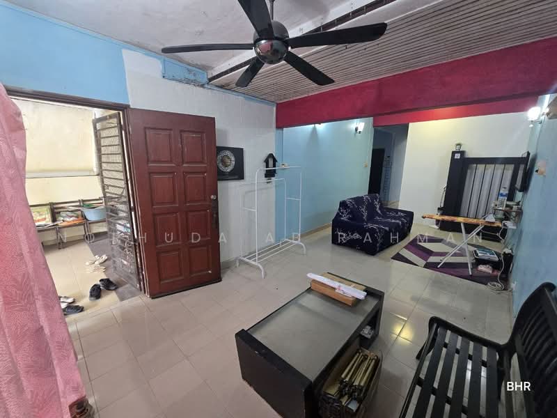 1-storey Terraced House for Sale in Bandar Baru Bangi (Selangor) - Norhuda Ab Rahman - Living Room - PropertyGuru.com.my