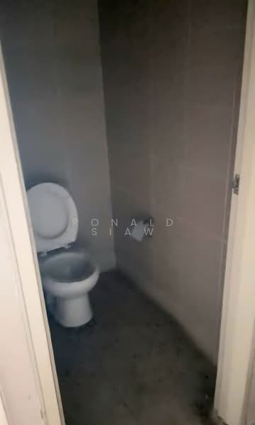 Kedai untuk Disewa di Ara Damansara (Selangor) - Ronald Siaw - Bathroom - PropertyGuru.com.my
