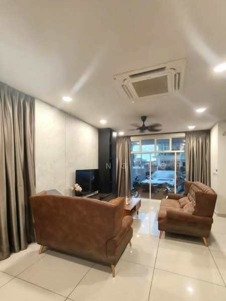 Cluster House for Sale in Mutiara Rini (Skudai) - Ee Fong Toh - Living Room - PropertyGuru.com.my