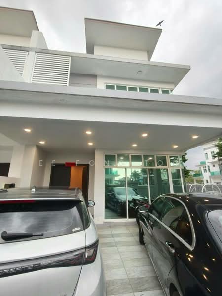 Cluster House for Sale in Mutiara Rini (Skudai) - Ee Fong Toh - PropertyGuru.com.my