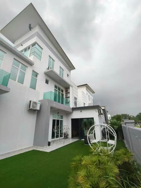 Cluster House for Sale in Skudai (Johor) - Wil Mong - Exterior - PropertyGuru.com.my