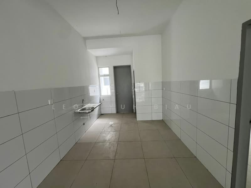 Rumah Teres 2 Tingkat untuk Dijual di Amverton Hills (Sungai Buloh) - Leow Yuh Biau - Kitchen - PropertyGuru.com.my