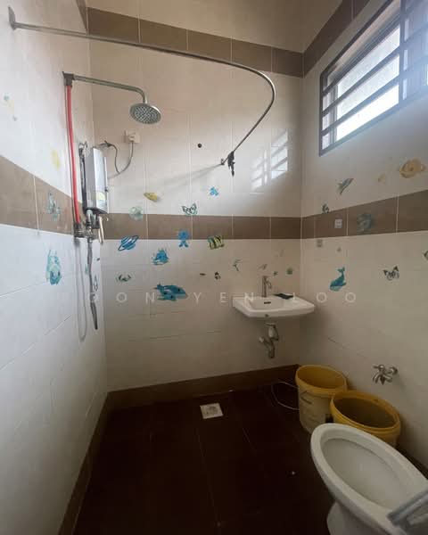 1-storey Terraced House for Sale in Taman Bukit Setongkol Maju (Kuantan) - Soon Yen Loo - Bathroom - PropertyGuru.com.my