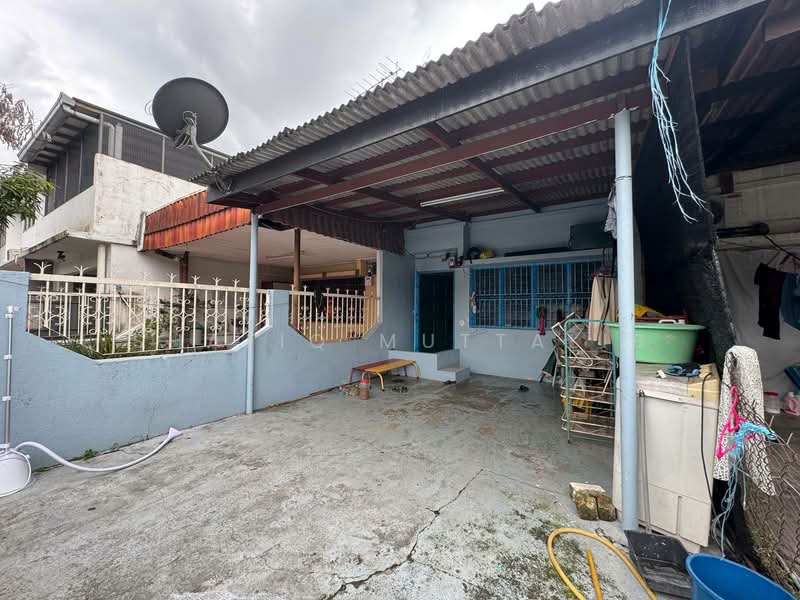 2-storey Terraced House for Sale in Taman Putra (Ampang) - Shafiq Muttalib - Exterior - PropertyGuru.com.my