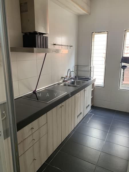 2-storey Terraced House for Rent in Bukit Jelutong (Shah Alam) - May Soo - Kitchen - PropertyGuru.com.my