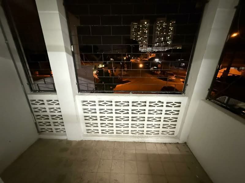 2-storey Terraced House for Rent in Taman Bukit Serdang (Seri Kembangan) - Kew . - Balcony - PropertyGuru.com.my