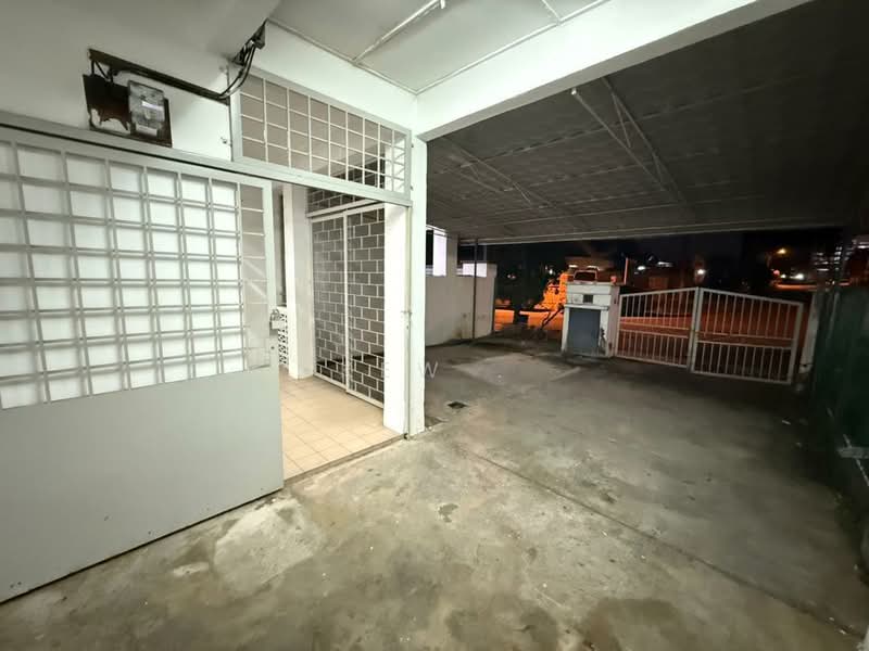 2-storey Terraced House for Rent in Taman Bukit Serdang (Seri Kembangan) - Kew . - PropertyGuru.com.my