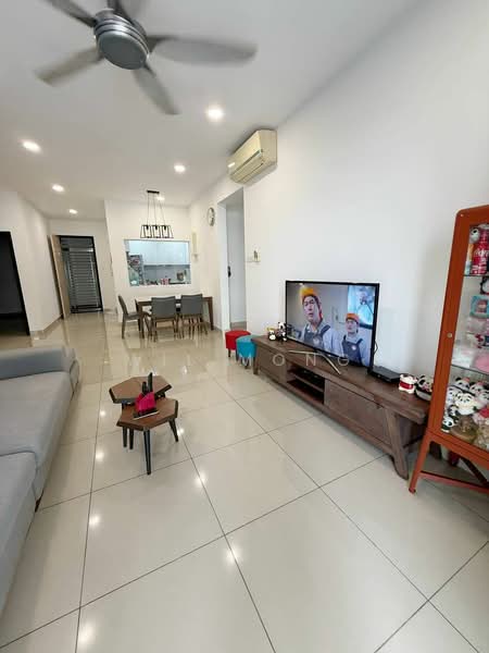 Servis Apartment untuk Dijual di Seasons Amara Larkin - Wil Mong - Living Room - PropertyGuru.com.my