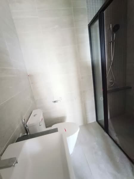 Servis Apartment untuk Disewa di Edelweiss @ Tropicana Gardens - Chris Yong - Bathroom - PropertyGuru.com.my
