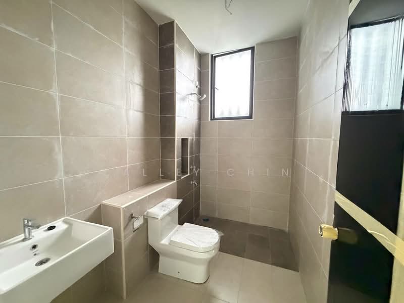 Cluster House for Sale in Iskandar Puteri (Nusajaya) (Johor) - Calley Chin - Bathroom - PropertyGuru.com.my