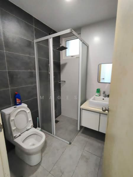 Servis Apartment untuk Disewa di Impiria Residensi Bukit Tinggi Klang - Mages . - Bathroom - PropertyGuru.com.my