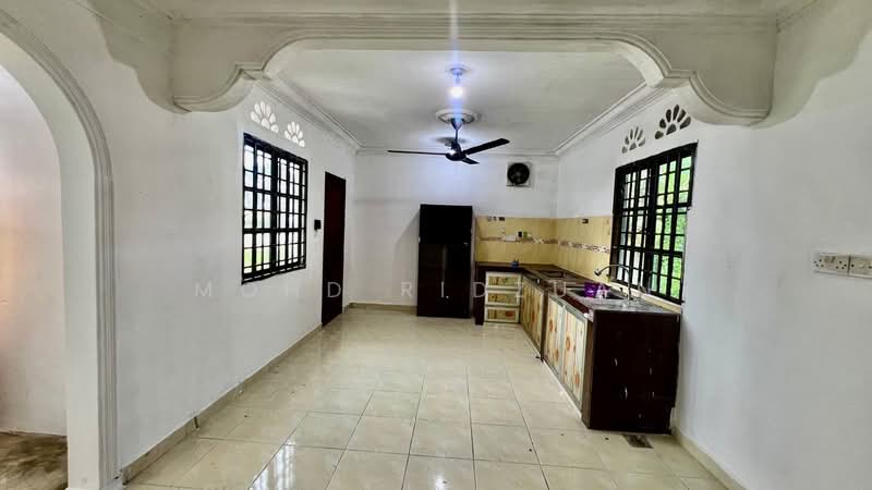 Rumah Teres 2 Tingkat untuk Dijual di Kota Masai (Pasir Gudang) - Mohd Ridzuan - Kitchen - PropertyGuru.com.my