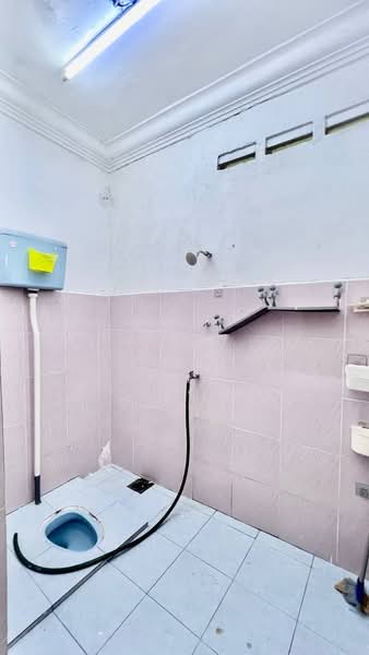 Rumah Teres 2 Tingkat untuk Dijual di Kota Masai (Pasir Gudang) - Mohd Ridzuan - Bathroom - PropertyGuru.com.my