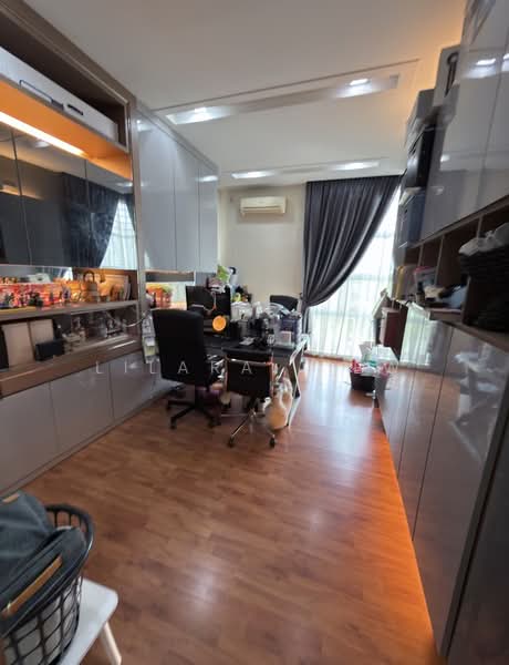 Rumah Teres untuk Dijual di Bandar Seri Alam (Masai) - Lilara Tiew - PropertyGuru.com.my