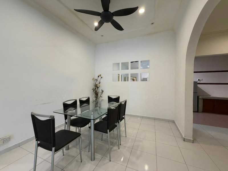 Rumah Banglo untuk Disewa di Melaka City (Melaka) - Vinc Pheng - Dining Room - PropertyGuru.com.my