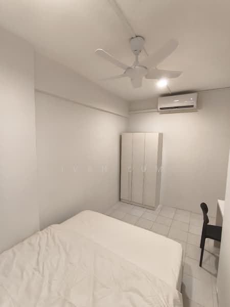 Kondominium untuk Disewa di Warisan City View - Ivan Lum - Bedroom - PropertyGuru.com.my