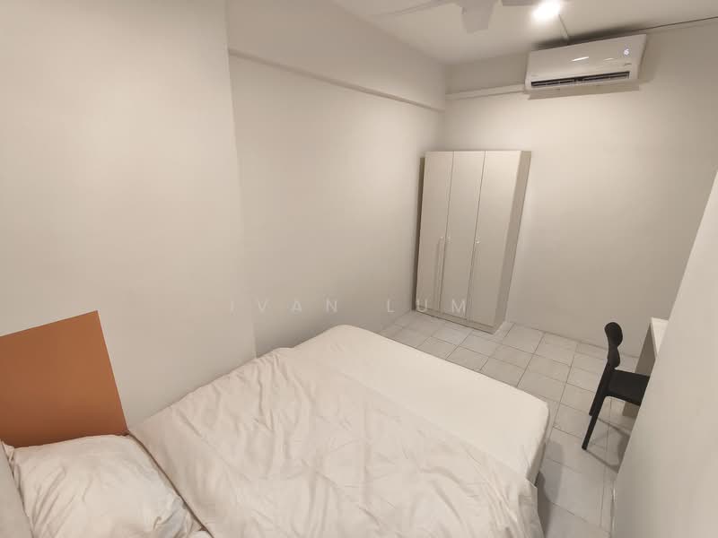 Kondominium untuk Disewa di Warisan City View - Ivan Lum - Bedroom - PropertyGuru.com.my
