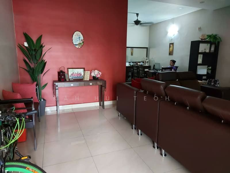 Rumah Teres 2 Tingkat untuk Dijual di Taman Saujana Permai (Bukit Mertajam) - Kah Hui Teoh - Living Room - PropertyGuru.com.my