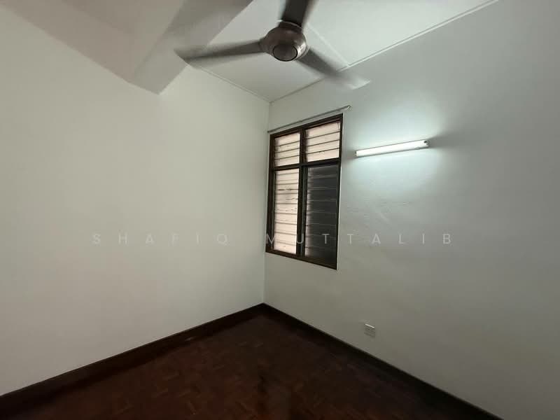 Pangsapuri untuk Dijual di Intan Apartment - Shafiq Muttalib - PropertyGuru.com.my