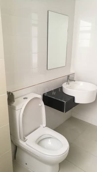 Service Residence for Sale at Residences @ 1 Tebrau - Shirley Haw - PropertyGuru.com.my
