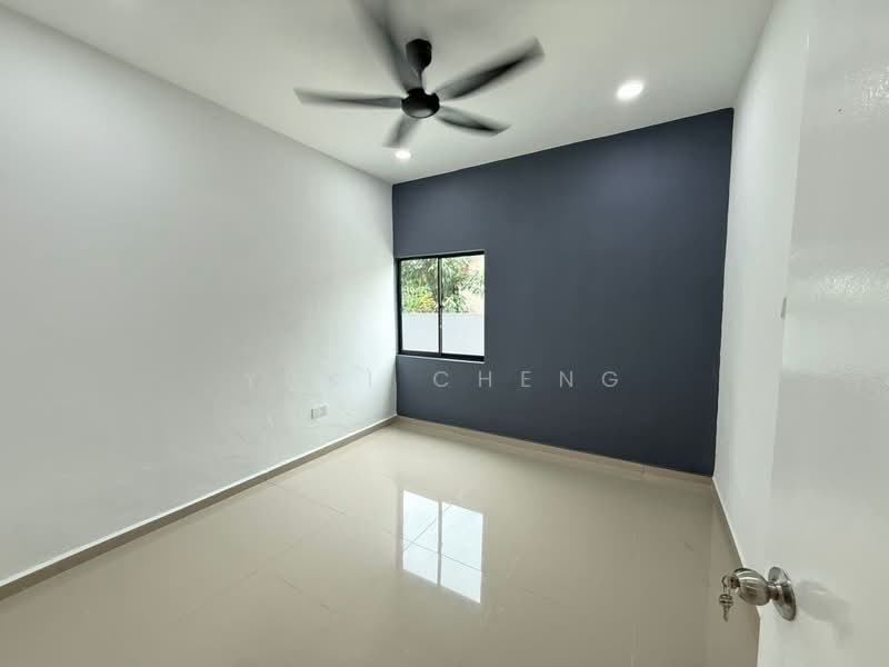 Semi-Detached House for Sale in Taman Bunga Ros (Tebrau) - Yuki Cheng - PropertyGuru.com.my
