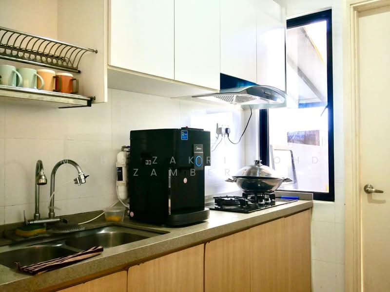 Rumah Berkembar untuk Disewa di Dengkil (Selangor) - Mohd Zakri Mohd Zamberi - Kitchen - PropertyGuru.com.my
