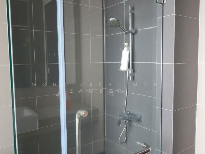 Rumah Berkembar untuk Disewa di Dengkil (Selangor) - Mohd Zakri Mohd Zamberi - Bathroom - PropertyGuru.com.my