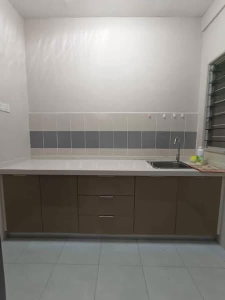 Apartment for Rent at Taman Bukit Erskine - Ben Hew - Kitchen - PropertyGuru.com.my