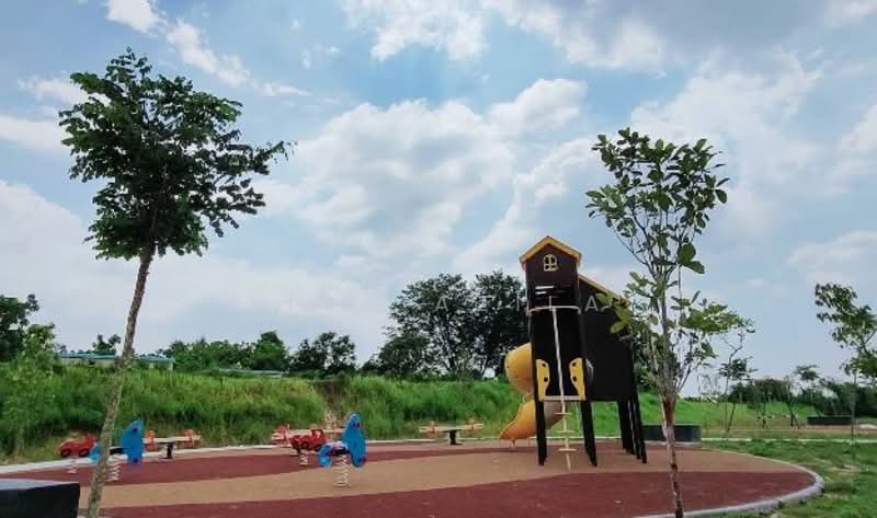 Rumah Teres untuk Dijual di Taman Kundang Jaya (Rawang) - Lisa Azila - Exterior - PropertyGuru.com.my