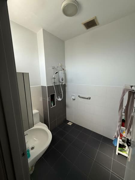 Rumah Teres 2 Tingkat untuk Dijual di Sepang (Selangor) - Ben Foo - Bathroom - PropertyGuru.com.my