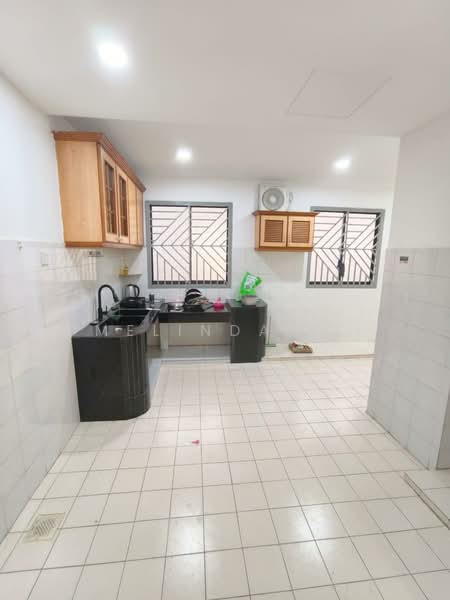 Rumah Teres 2 Tingkat untuk Dijual di Bandar Seri Alam (Masai) - Melinda Ee - Kitchen - PropertyGuru.com.my