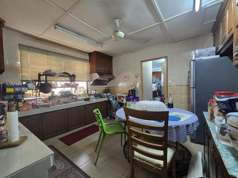 Rumah Teres 2 Tingkat untuk Dijual di Taman Selayang Indah (Selayang) - Zaty Jasmin - Kitchen - PropertyGuru.com.my