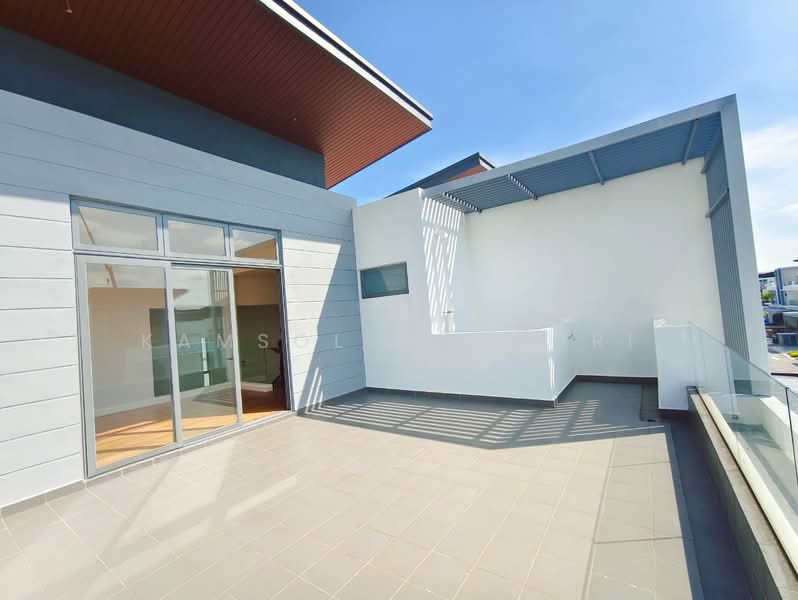 Semi-Detached House for Sale in Shah Alam (Selangor) - Kamsol Mascuri - Exterior - PropertyGuru.com.my